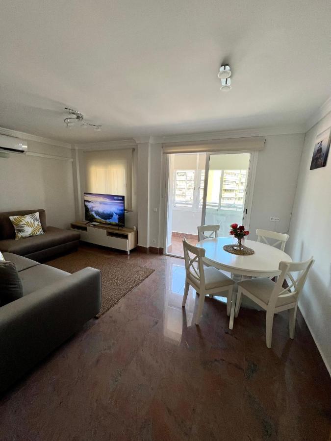 Apartamentos Prestige Suites Malaga II Dış mekan fotoğraf
